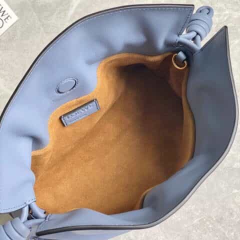 LOEWE罗意威Flamenco系列小牛皮束口抽绳福袋 0539大西洋蓝