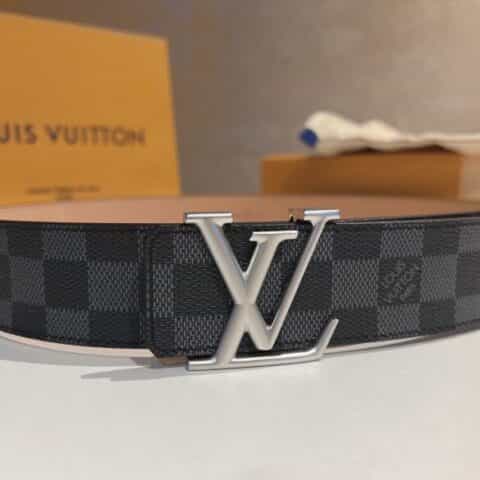 LV/路易威登   经典棋盘格.老花仔料金属扣腰带