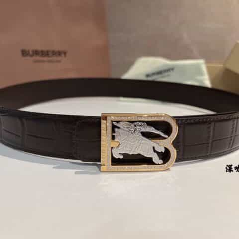 BURBERRY巴宝莉   精钢B字战马镶嵌金属扣3.5cm