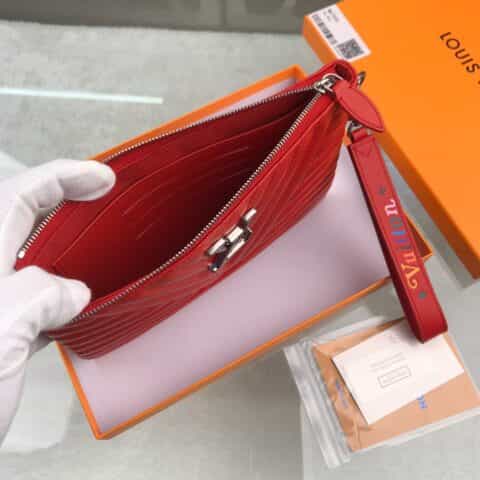 Louis Vuitton LV New Wave 拉链手拿包 M67500