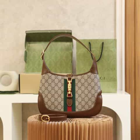 GUCCI 𝐉𝐚𝐜𝐤𝐢𝐞 𝟭𝟵𝟲𝟭 small shoulder bag 腋下包 ‎636706