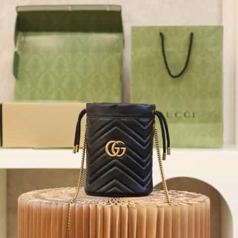 GUCCI 𝐆𝐆 𝐌𝐚𝐫𝐦𝐨𝐧𝐭 系列迷你水桶包 575163黑色