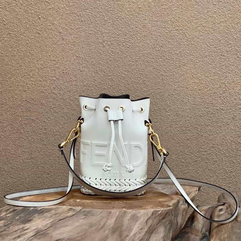 FENDI芬迪字母logo全牛皮迷你小桶包8537