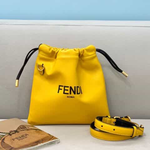 FENDI芬迪字母印花小号肩背包8355S