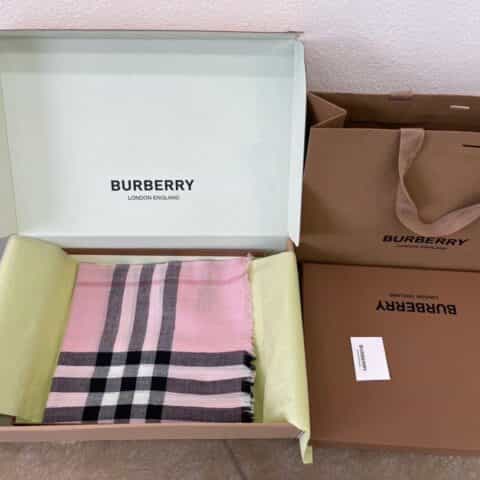 Burberry巴宝莉薄款丝毛经典长巾