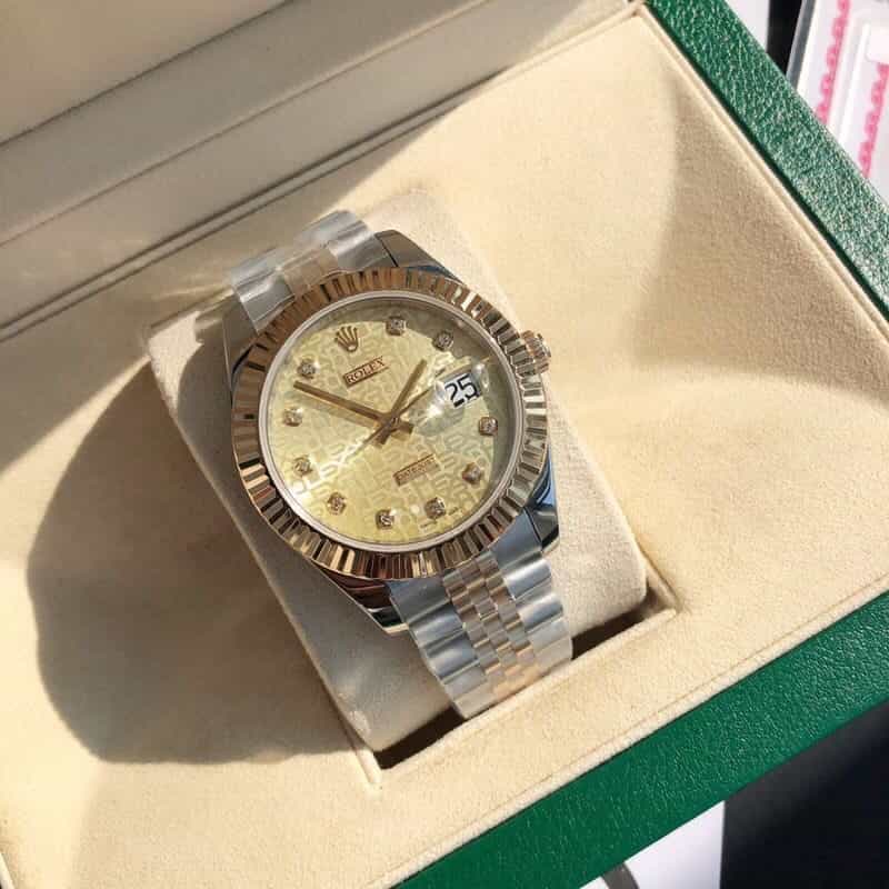 ROLEX- 劳力士日志型男款装载瑞士ETA-2824机芯女款搭载瑞士eta2671机芯