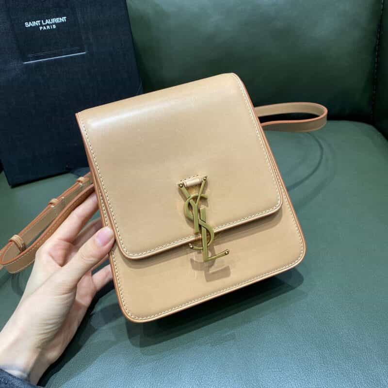 Saint laurent Ysl 𝑲𝒂𝒊𝒂系列竖款肩背包 668809杏色
