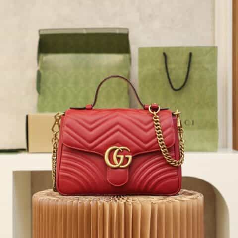 GUCCI 𝐆𝐆 𝐌𝐚𝐫𝐦𝐨𝐧𝐭邮差包 498110红色