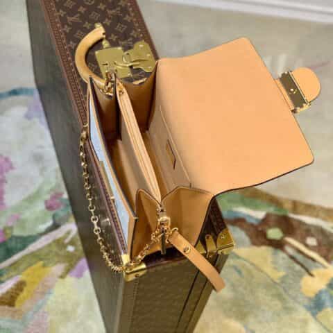 Louis Vuitton LV Dauphine 达芙妮邮差包 M59483