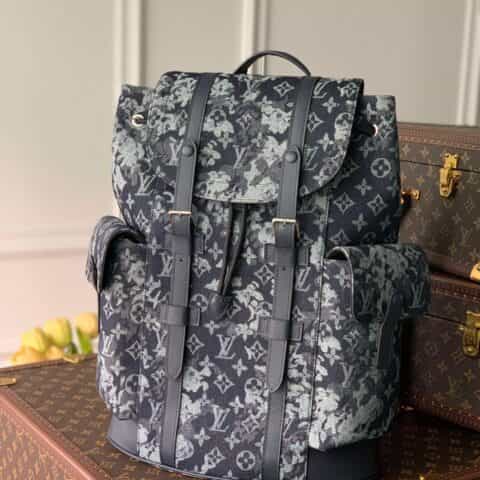 Louis Vuitton LV Christopher 双肩包 M57280