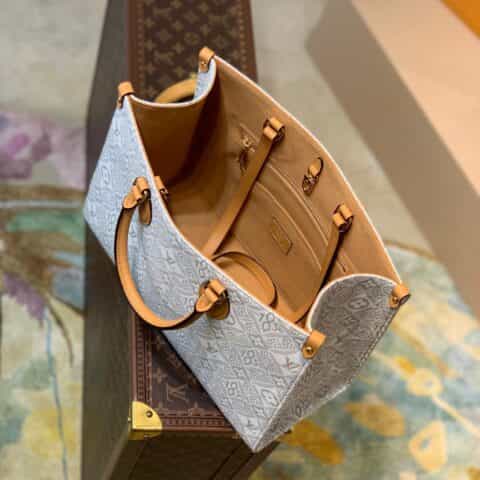 Louis Vuitton LV OnTheGo MM tote bag M59614