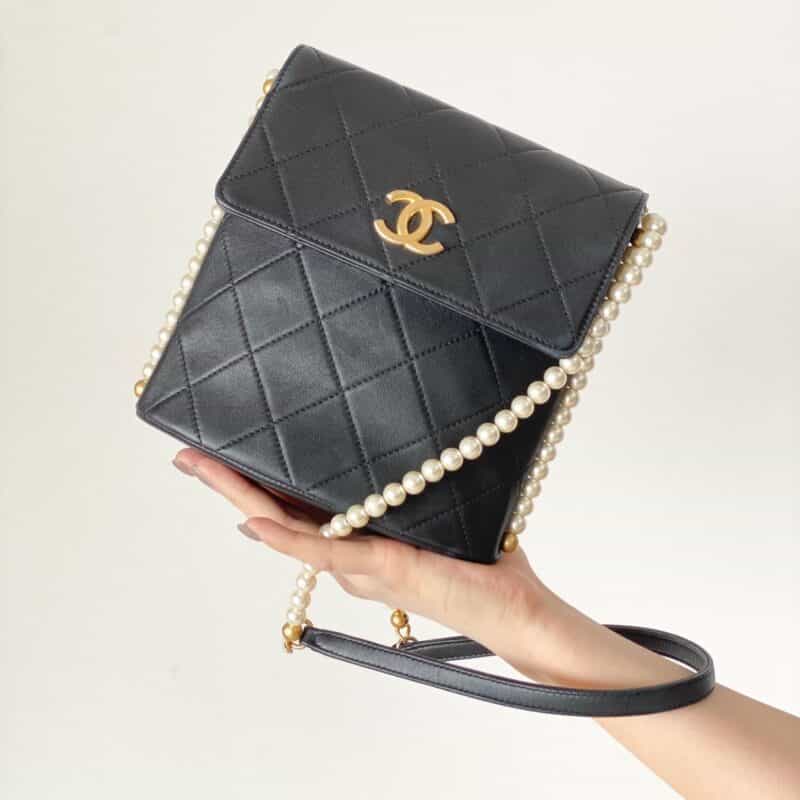 CHANEL 2021SS珍珠Small Hobo Bag AS2503 B05543 94305