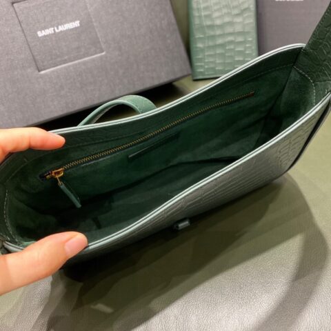Saint laurent Ysl LE 5 À 7 鳄鱼纹腋下包 657228绿色