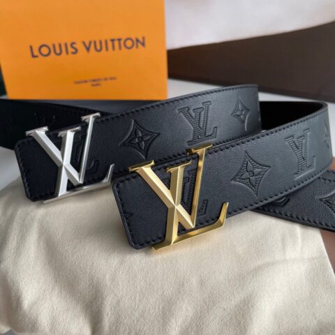 LV/路易威登   字母菱形金属扣黑色牛皮压花腰带40mm