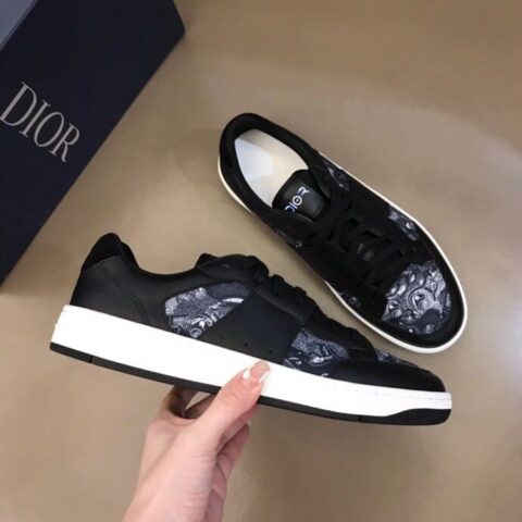 DIOR迪奥   头层牛皮搭配印花帆布精心制作低帮B02休闲运动鞋