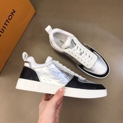 LV/路易威登   Monogram 帆布拼接银色头层牛皮男士经典休闲运动鞋