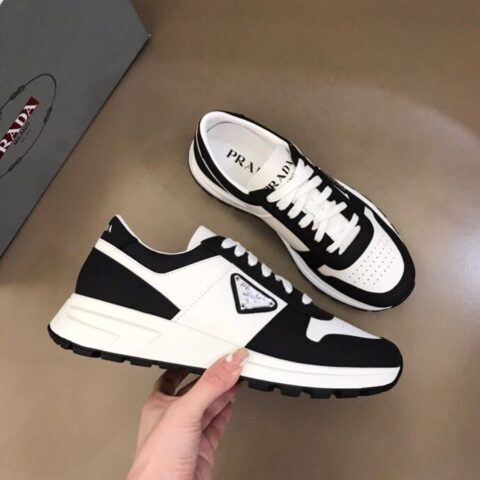PRADA/普拉达   P家2022春夏新品系列，男士经典休闲运动鞋