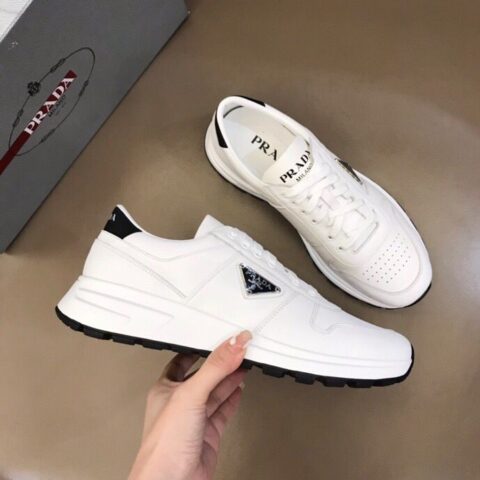 PRADA/普拉达   P家2022春夏新品系列，男士经典休闲运动鞋