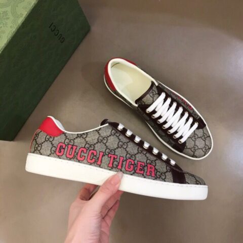 GUCCI古驰    意大利进口原版皮料G家经典小白鞋