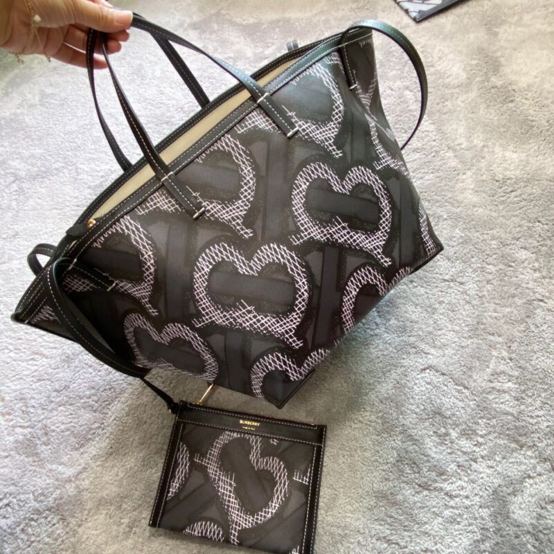 Burberry巴宝莉Beach Tote – 沙滩托特包