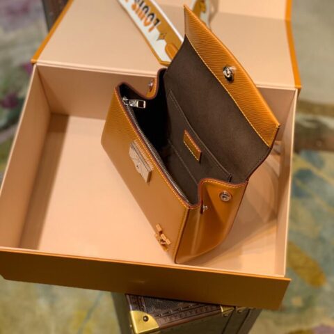 Louis Vuitton LV Cluny Mini Epi 皮革手提包 M58931蜜黃色