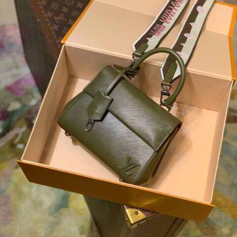 Louis Vuitton LV Cluny Mini Epi 皮革手提包 M59108煙熏棕
