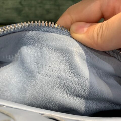 Bottega Veneta葆蝶家 Mini Jodie Bag 609409冰蓝