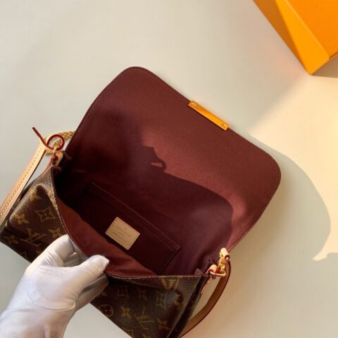 Louis Vuitton LV Favorite PM 经典花纹鍊条小肩背包 M40717