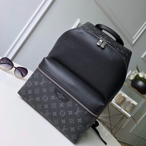 Louis Vuitton LV Discovery Backpack PM 双肩包 M30230