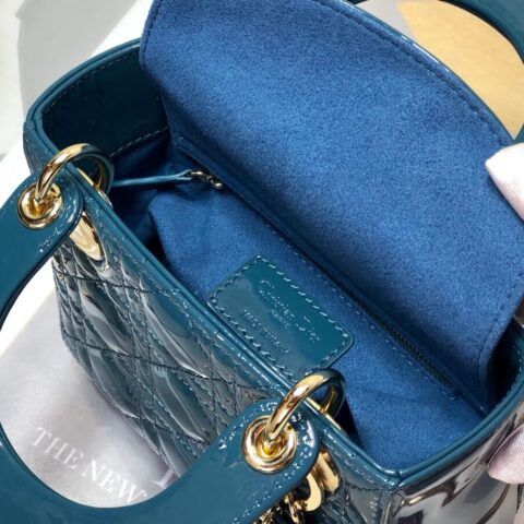 Lady Dior Mini  🍡17cm 三格漆皮戴妃包 M0505深海蓝