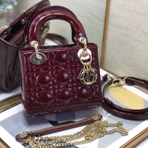 Lady Dior Mini  🍡17cm 三格漆皮戴妃包 M0505酒红