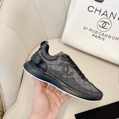 CHANEL香奈儿   2022早春进口透气网纱特殊工艺刺绣运动鞋