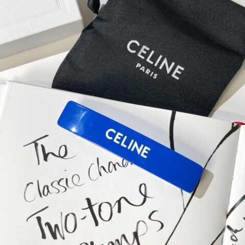 Celine赛琳字母发夹发卡