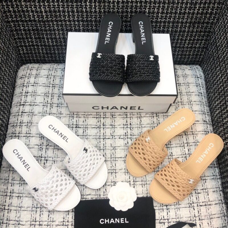 CHANEL香奈儿   顶级 品质  .小香春夏最新爆款拖鞋
