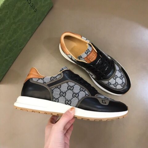 GUCCI古驰   进口小牛皮拼接品牌印花帆布G家男士GG运动鞋
