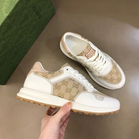GUCCI古驰   进口小牛皮拼接品牌印花帆布G家男士GG运动鞋