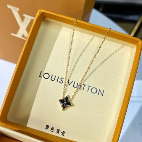 Louis Vuitton 路易威登 lv菱形贝母项链