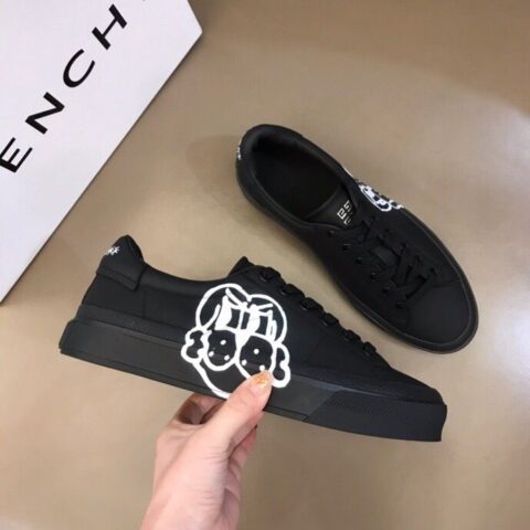 Givenchy纪梵希   进口牛皮新品板鞋牛皮CITY运动鞋
