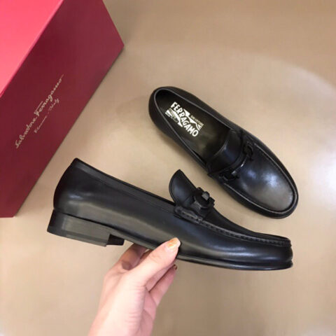 Ferragamo 菲拉格慕    意大利进口牛皮皮胚高端男士正装鞋休闲皮鞋