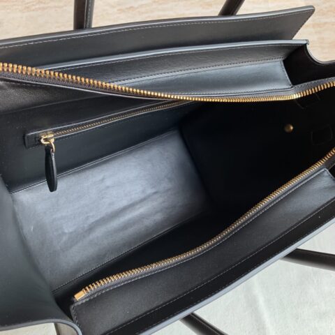CELINE LUGGAGE MINI大号转鼓小牛皮笑脸包189213黑色平纹