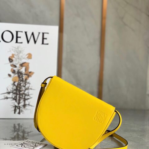 LOEWE街拍神器💥斜跨/单肩/腰包 0507黄