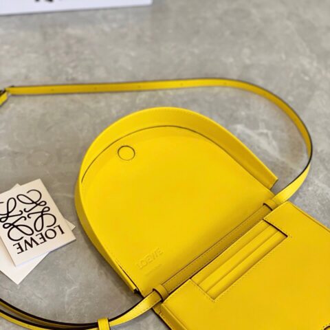 LOEWE街拍神器💥斜跨/单肩/腰包 0507黄