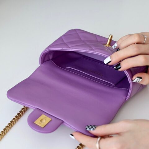 CHANEL 22P珐琅扣方胖子 AS3113紫色