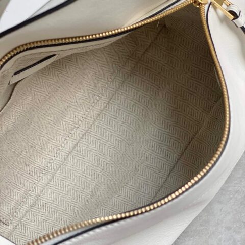 LOEWE罗意威Puzzle hobo腋下包 0673白色