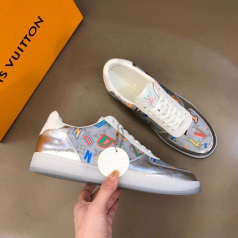 LV/路易威登   Monogram 印花帆布拼接头层牛皮男士经典休闲运动鞋