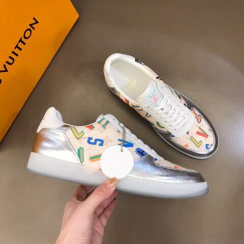 LV/路易威登   Monogram 印花帆布拼接头层牛皮男士经典休闲运动鞋
