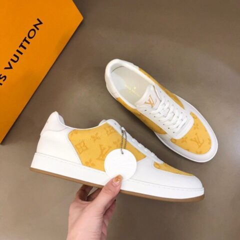 LV/路易威登   Monogram 印花帆布拼接头层牛皮男士经典休闲运动鞋