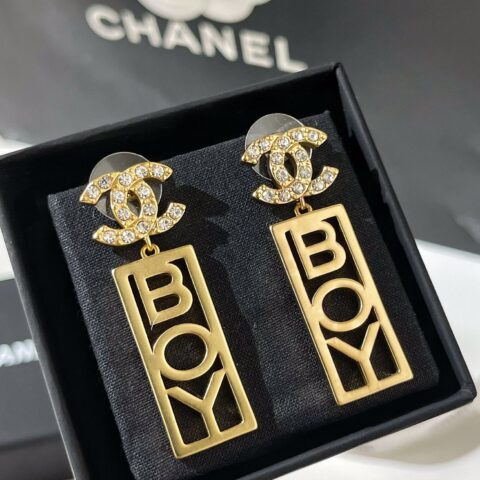 新款CHANEL香奈儿 双c boy耳钉耳环