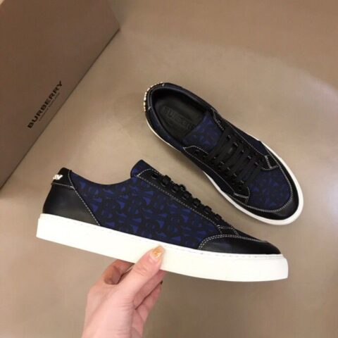 Burberry巴宝莉   进口牛皮拼接防水印花布面B家经典男士低帮休闲鞋