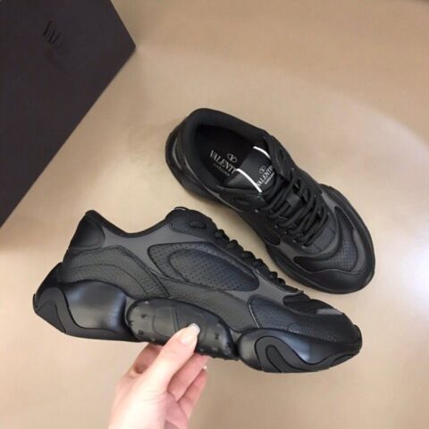 V T华伦天奴  Garavani Bubbleback 网眼织物运动鞋